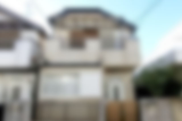 給与カット後、家計が月4万円の赤字に。住宅ローンの支払いが困難となり任意売却を決断